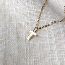 Load image into Gallery viewer, Simple Letter T Pendant Necklace in Solid 14k Gold