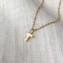 Load image into Gallery viewer, Simple Letter T Pendant Necklace in Solid 14k Gold