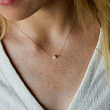Load image into Gallery viewer, Simple Centered Pearl Necklace on 14k Gold Chain