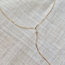 Load image into Gallery viewer, Feminine and dainty lariat necklace