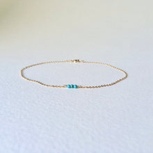 Load image into Gallery viewer, Turquoise anklet in solid gold