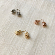 Load image into Gallery viewer, Love Knot Earrings in Yellow Gold
