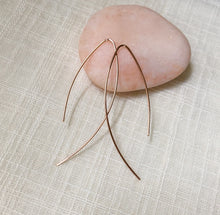 Load image into Gallery viewer, Modern Arc Earrings in 14k Rose Gold
