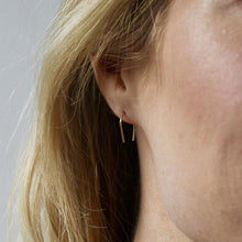 Load image into Gallery viewer, Solid 14k Gold Horse Shoe Earrings
