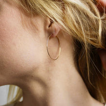 Load image into Gallery viewer, Ultra Simple + Minimal Pure Gold Hoop Earrings
