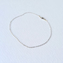 Load image into Gallery viewer, Dainty white gold anklet
